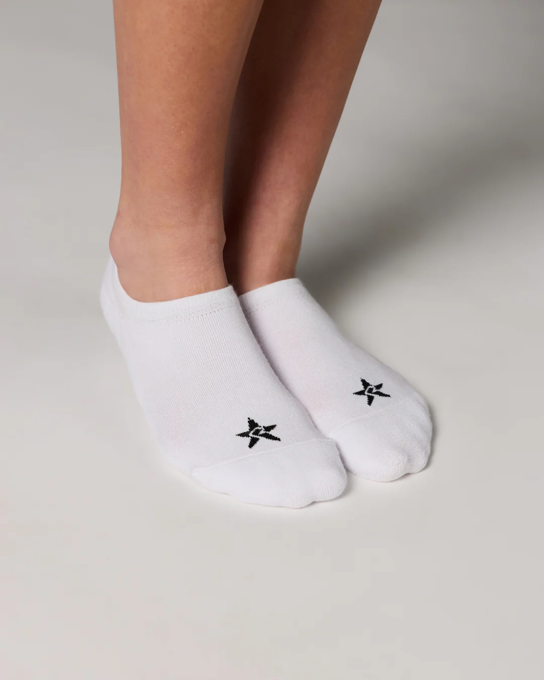 Rebel Ankle Socks in White in Adult