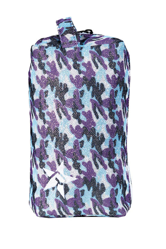 DiamondNet™ in Mythical Camo Rebel Makeup Bag with White Zipper - Image 2